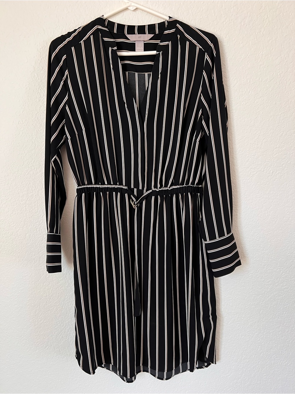 H&M Black and White Vertical Stripe Long Sleeve Dress
